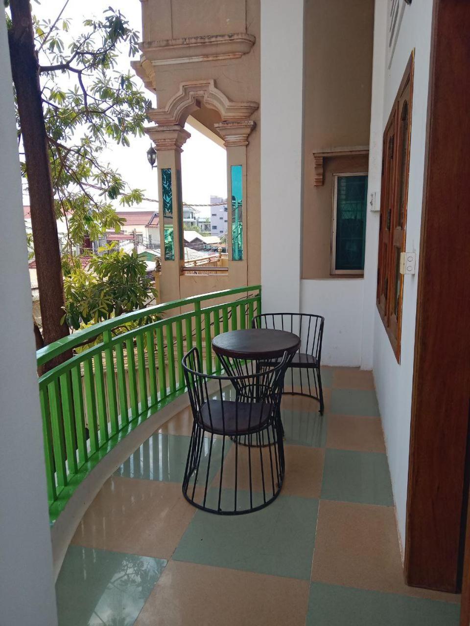 Centro Guest House Siem Reap Exterior photo